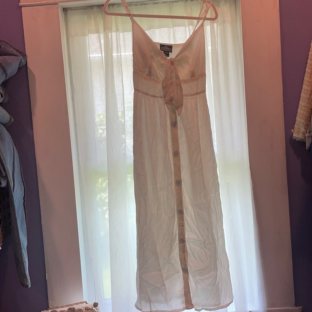 Keyhole beach dress